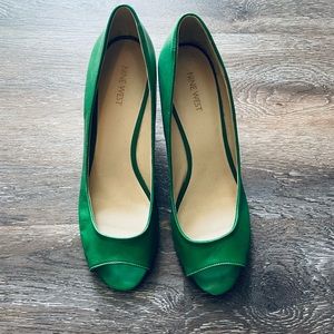 Green Wedges! Comfy and cute!